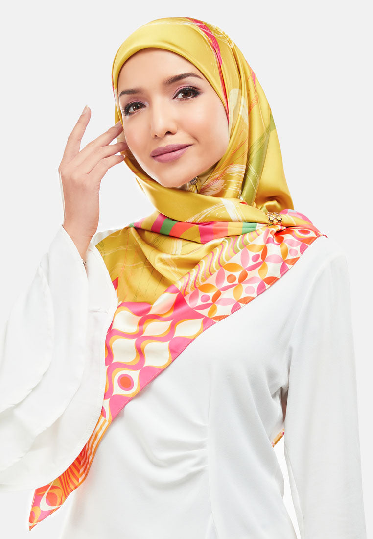 Arissa Zelda Hijab Printed Satin Silk Square Scarf in Pink - ARS-ST11268 (MD2EY)