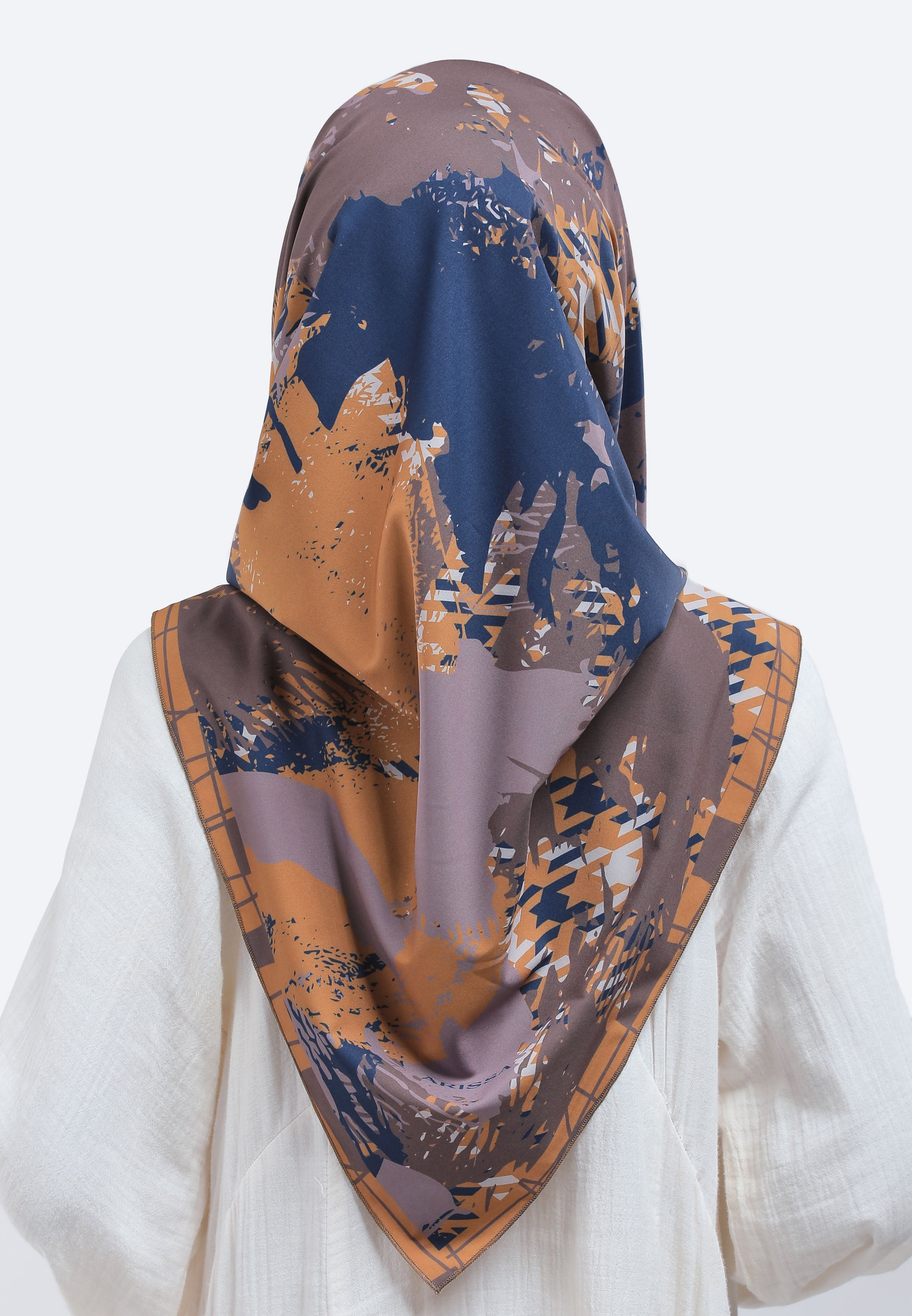 Arissa Hijab Taiwa Printed Square Scarf - ARS-ST11238 (MD2)